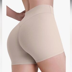 Sunzel Sustainable Butt Lifting Biker Shorts High Waist Booty Workout Yoga XS
